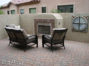 8829 E Ivy Cir, Mesa, AZ 85207 photo 2