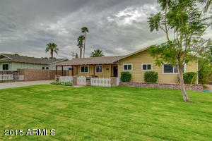 5443 E Verde Ln, Phoenix, AZ 85018 photo 2
