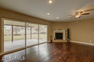 5443 E Verde Ln, Phoenix, AZ 85018 photo 10