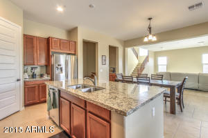 2852 E Derringer Way, Gilbert, AZ 85297 photo 8