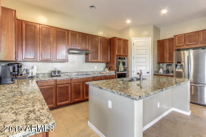 2852 E Derringer Way, Gilbert, AZ 85297 photo 7
