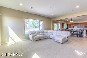 2852 E Derringer Way, Gilbert, AZ 85297 photo 4