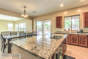 2852 E Derringer Way, Gilbert, AZ 85297 photo 9