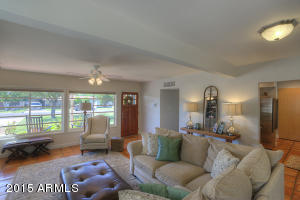 330 E Belmont Ave, Phoenix, AZ 85020 photo 4
