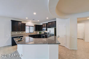 3750 E Matthew Dr, Phoenix, AZ 85050 photo 3