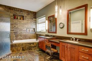 2714 E Hillery Dr, Phoenix, AZ 85032 photo 14