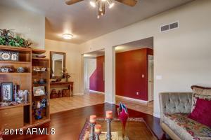 2714 E Hillery Dr, Phoenix, AZ 85032 photo 5