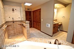 5750 N Echo Canyon Cir, Phoenix, AZ 85018 photo 34