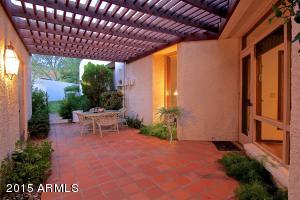 5750 N Echo Canyon Cir, Phoenix, AZ 85018 photo 10