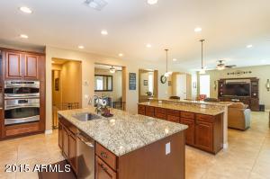 2436 E Orleans Dr, Gilbert, AZ 85298 photo 12