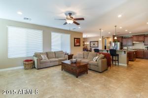 2436 E Orleans Dr, Gilbert, AZ 85298 photo 4