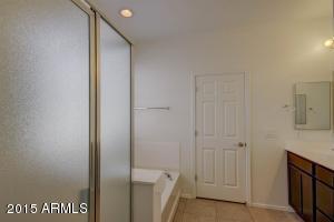 2912 E Meadowview Dr, Gilbert, AZ 85298 photo 13