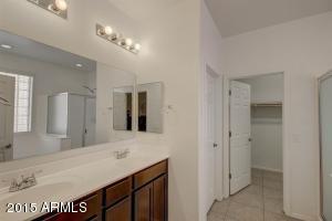 2912 E Meadowview Dr, Gilbert, AZ 85298 photo 11