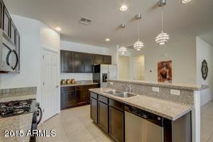 2912 E Meadowview Dr, Gilbert, AZ 85298 photo 3