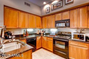 4488 E Thomas Rd #1042, Phoenix, AZ 85018 photo 7