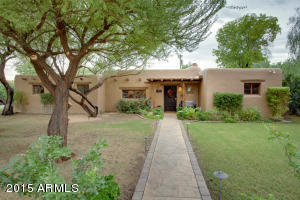 345 E Catalina Dr, Phoenix, AZ 85012 photo 2