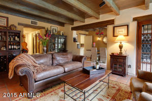 345 E Catalina Dr, Phoenix, AZ 85012 photo 4