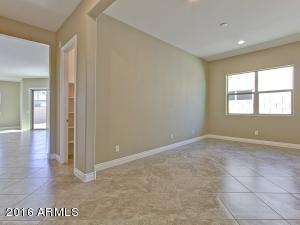 9757 E Tungsten Dr, Mesa, AZ 85212 photo 5