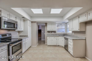 801 E Stephens Dr, Tempe, AZ 85283 photo 2