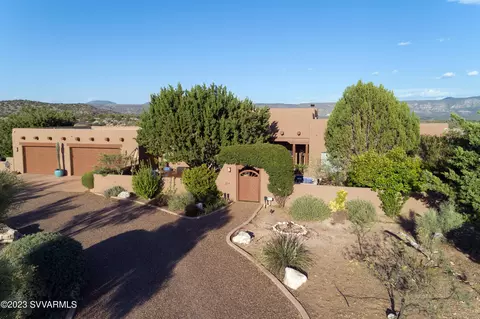 4810 E Crazy Horse Cir, Rimrock, AZ 86335