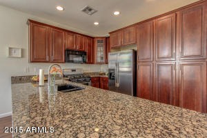 2242 E Wayland Dr, Phoenix, AZ 85040 photo 9