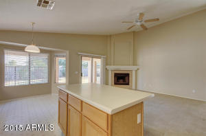 2287 E Robin Ln, Gilbert, AZ 85296 photo 10