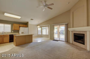 2287 E Robin Ln, Gilbert, AZ 85296 photo 8