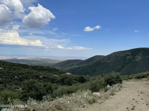 1 Hawk Mountain Trl, Mayer, AZ 86333 photo 5