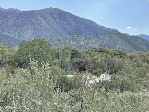 1 Hawk Mountain Trl, Mayer, AZ 86333 photo 2
