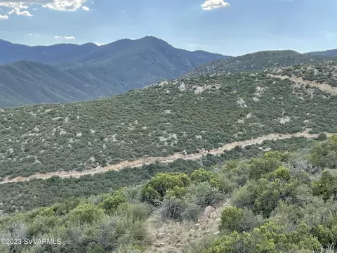 1 Hawk Mountain Trl, Mayer, AZ 86333 photo 9
