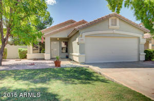 2025 E Palomino Dr, Gilbert, AZ 85296 photo 1