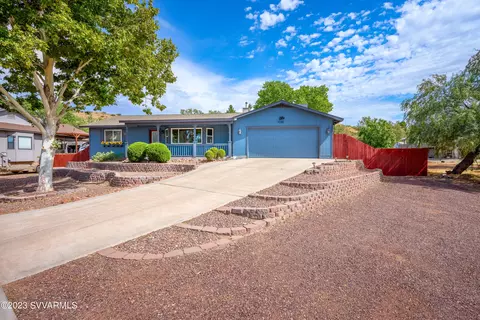 10280 E Cottonwood Ct, Cornville, AZ 86325
