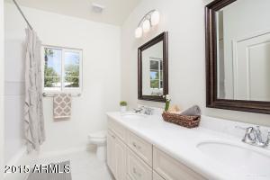 4802 E Osborn Rd, Phoenix, AZ 85018 photo 14