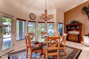 1934 E Vista Dr, Phoenix, AZ 85022 photo 8