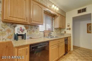 4811 E Avalon Dr, Phoenix, AZ 85018 photo 6