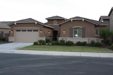 2473 E Plum St, Gilbert, AZ 85298