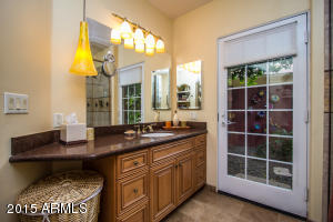 221 E Orange Dr, Phoenix, AZ 85012 photo 20