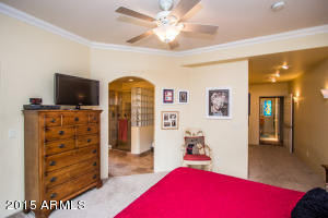 221 E Orange Dr, Phoenix, AZ 85012 photo 19