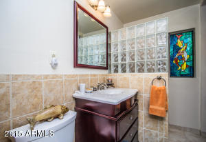 221 E Orange Dr, Phoenix, AZ 85012 photo 14