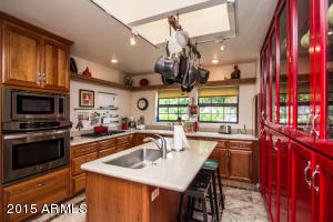 221 E Orange Dr, Phoenix, AZ 85012 photo 5