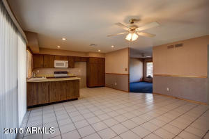 2844 E Pershing Ave, Phoenix, AZ 85032 photo 4