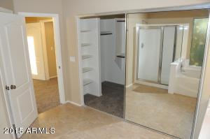 908 N Swallow Ln, Gilbert, AZ 85234 photo 14