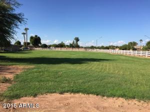 765 E Morgan Dr, Gilbert, AZ 85295 photo 2