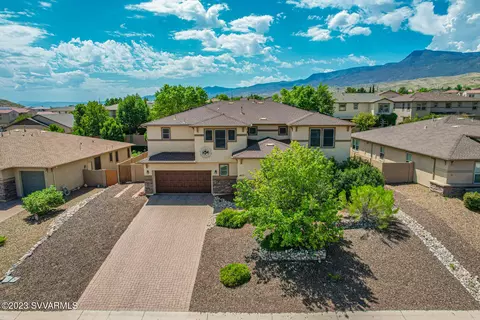 457 Miners Gulch Dr, Clarkdale, AZ 86324