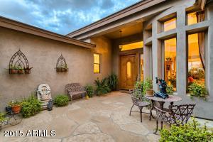 8739 E Menlo Cir, Mesa, AZ 85207 photo 4