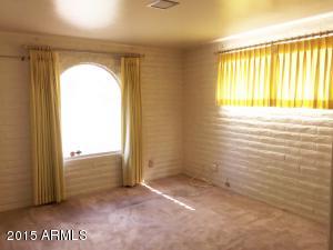 3216 E Minnezona Cir, Phoenix, AZ 85018 photo 9