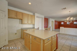 1425 S Silverado St, Gilbert, AZ 85296 photo 5