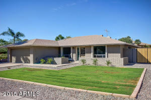 238 E Surrey Ave E, Phoenix, AZ 85022 photo 3