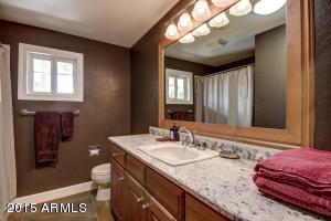 1841 E Berridge Ln, Phoenix, AZ 85016 photo 23