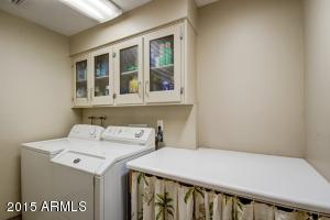 1841 E Berridge Ln, Phoenix, AZ 85016 photo 19